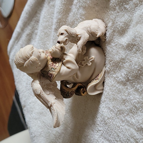 Sarah's angels, puppy and angel  Figurine - Picture 1 of 6